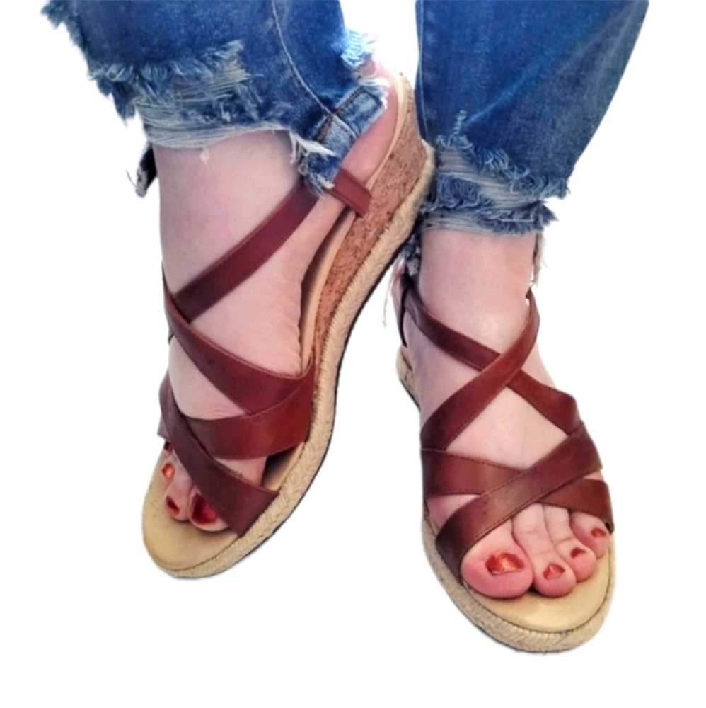 LL Bean Brown Strap Sandals Size 10M